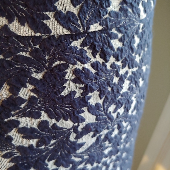 Michael - Michael Kors Brocade Pencil Skirt Women's Size Medium - Picture 3 of 11